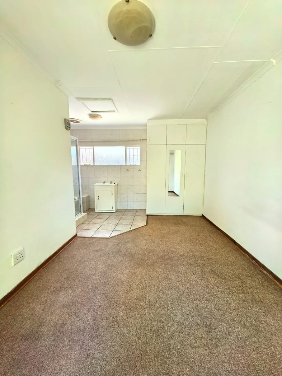 4 Bedroom Property for Sale in Vaalpark Free State